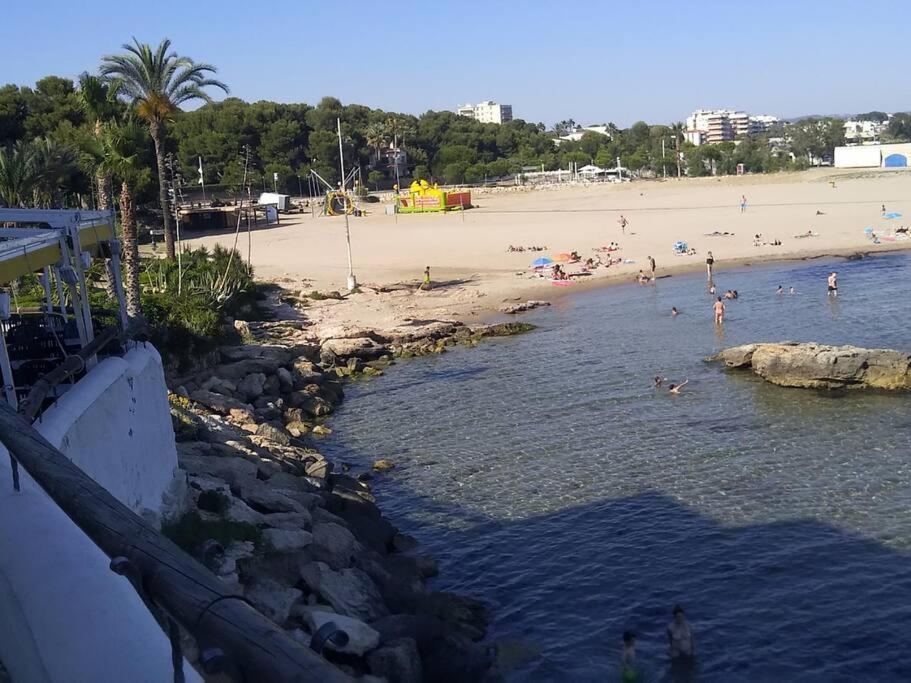 Suitur Beachfront Apartment Roc De Sant Gaieta Roda de Bara Bagian luar foto