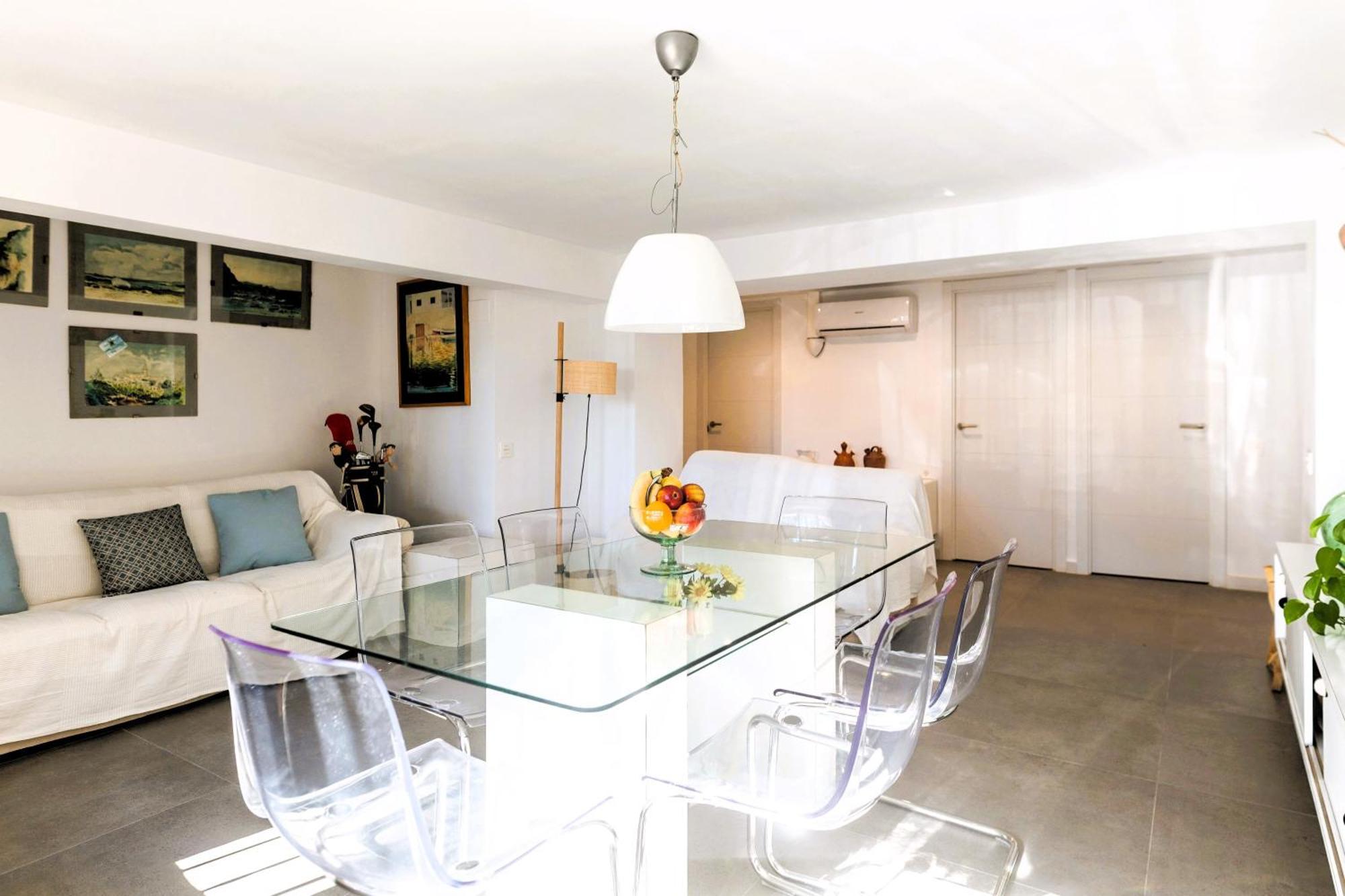 Suitur Beachfront Apartment Roc De Sant Gaieta Roda de Bara Bagian luar foto